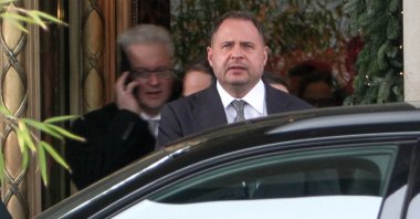 A frame grab from a video footage shows Ukraine's Presidential Office Chief of Staff Andriy Yermak leaving a hotel in Geneva, Nov. 23, 2025. (AFP File Photo)