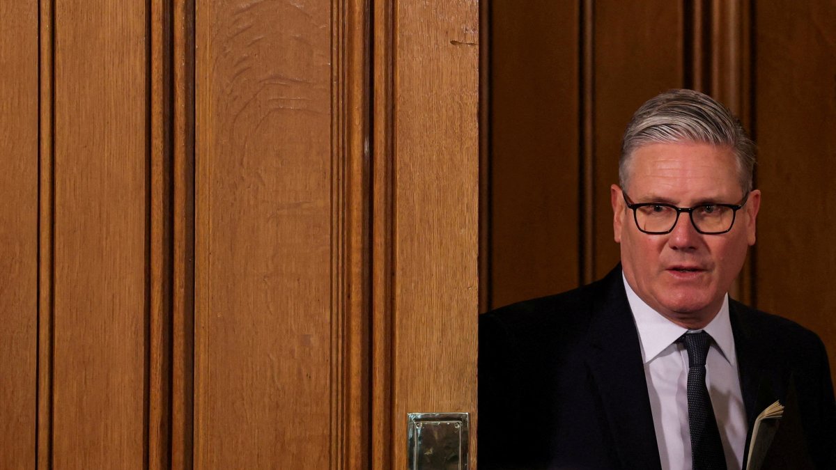 Britain's Prime Minister Keir Starmer arrives for a meeting at Downing Street in London, Britain, May 5, 2026. (Reuters Photo)