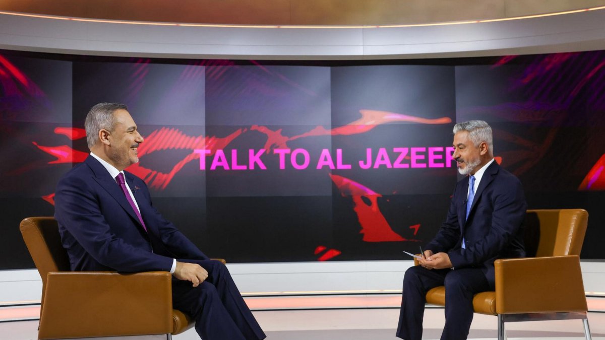FM Hakan Fidan speaks to Al Jazeera’s Resul Serdar, Doha, Qatar, May 12, 2026. (AA Photo)