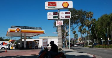Premium gasoline prices above $6 per gallon and diesel fuel prices above $7 a gallon are displayed outside of a Shell gas station in West Hollywood, California, U.S., April 14, 2026. (AFP Photo)