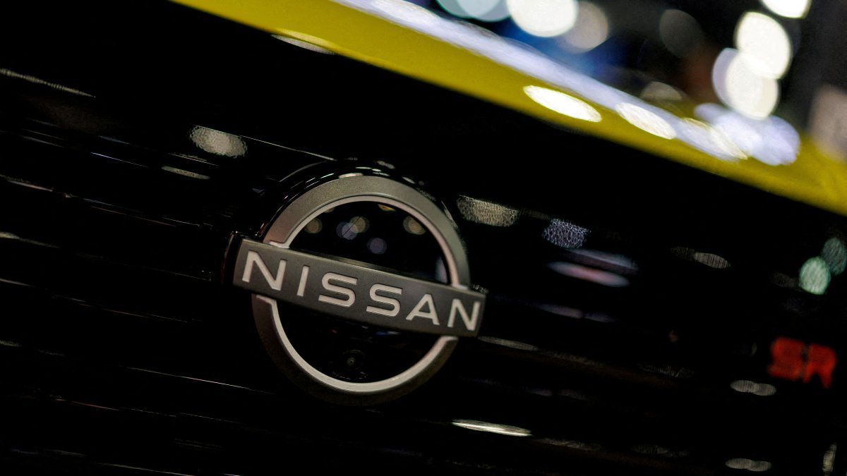 The Nissan logo is shown on a vehicle at the LA Auto show "AutoMobility LA" in Los Angeles, California, U.S., Nov. 20, 2025. (Reuters Photo)