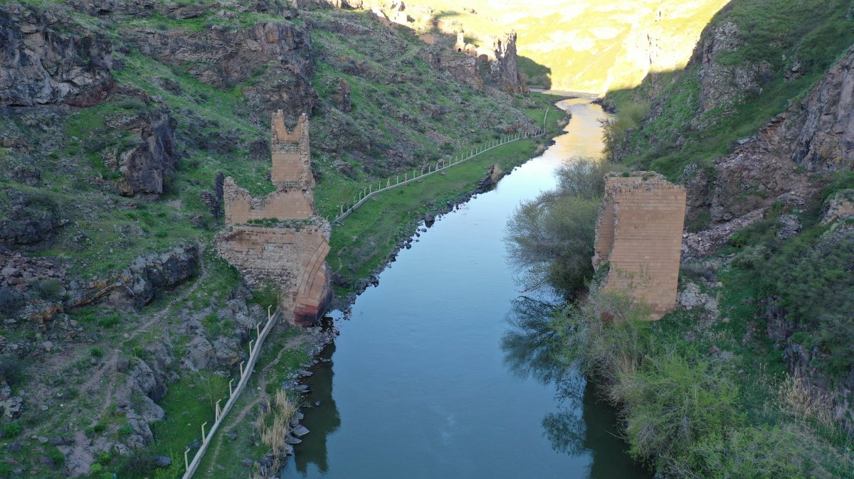 A view of the Arpaçay River flowing through the Ani ruins along the Türkiye-Armenia border, Kars, eastern Türkiye, May 5, 2026. (AA Photo)