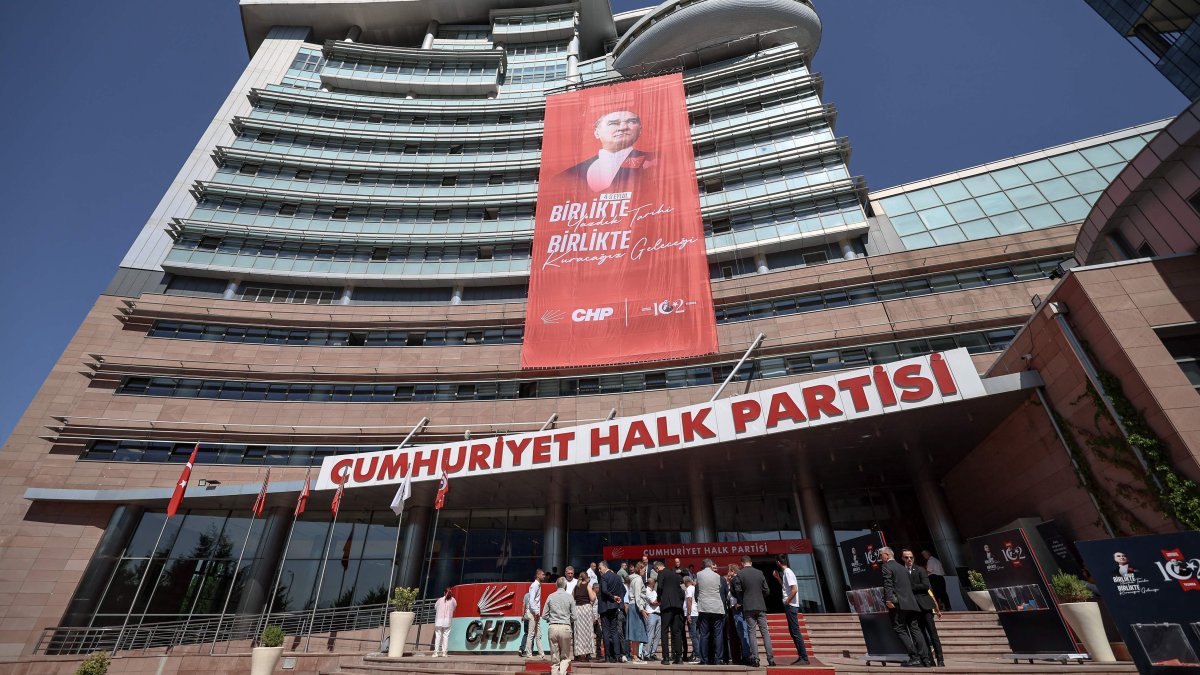 Exterior of the CHP's headquarters, Ankara, Türkiye, Sept. 15, 2025. (AFP Photo)