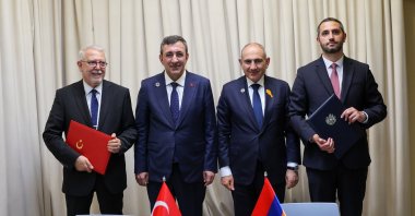 Vice President Cevdet Yılmaz (2nd L) poses alongside Armenian Prime Minister Nikol Pashinyan during a visit to Yerevan, Armenia, May 4, 2026. (AA Photo)