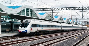 A high-speed train waits at a station platform in Eskişehir, Türkiye, Nov. 21, 2024. (Shutterstock Photo)