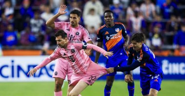 Inter Miami's Lionel Messi (C) dribbles against FC Cincinnati's Gerardo Valenzuela (R) in the second half at TQL Stadium, Cincinnati, U.S., May 13, 2026. (Reuters Photo)