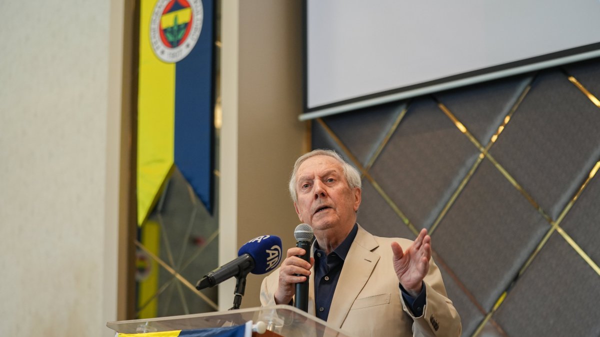 Fenerbahçe presidential candidate Aziz Yıldırım speaks at an event organized by the Maltepe Fenerbahçe Supporters Association at the Maltepe Municipality Republic Cultural Center, Istanbul, Türkiye, May 15, 2026. (AA Photo)
