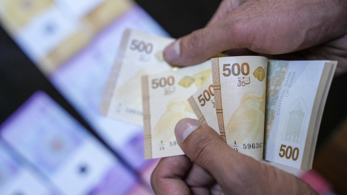 Syria appoints new central bank governor, names ex-chief envoy to Canada