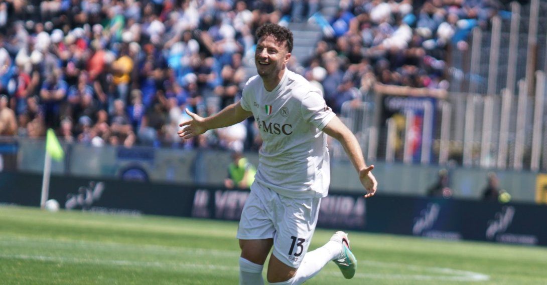 Napoli's Amir Rrahmani celebrates after scoring during the Serie A match in Pisa, Italy, May 17 2026. (AP Photo)
