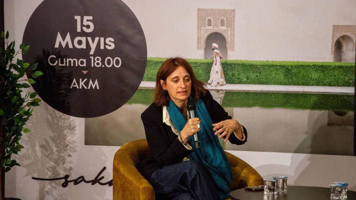 Isabel Fernandez, the director of the documentary The Builders of Alhambra, which explores the construction process of the Alhambra Palace, met with cinema enthusiasts at an event at Adapazarı Cultural Center, Sakarya, Türkiye, May 15, 2026. (AA Photo)