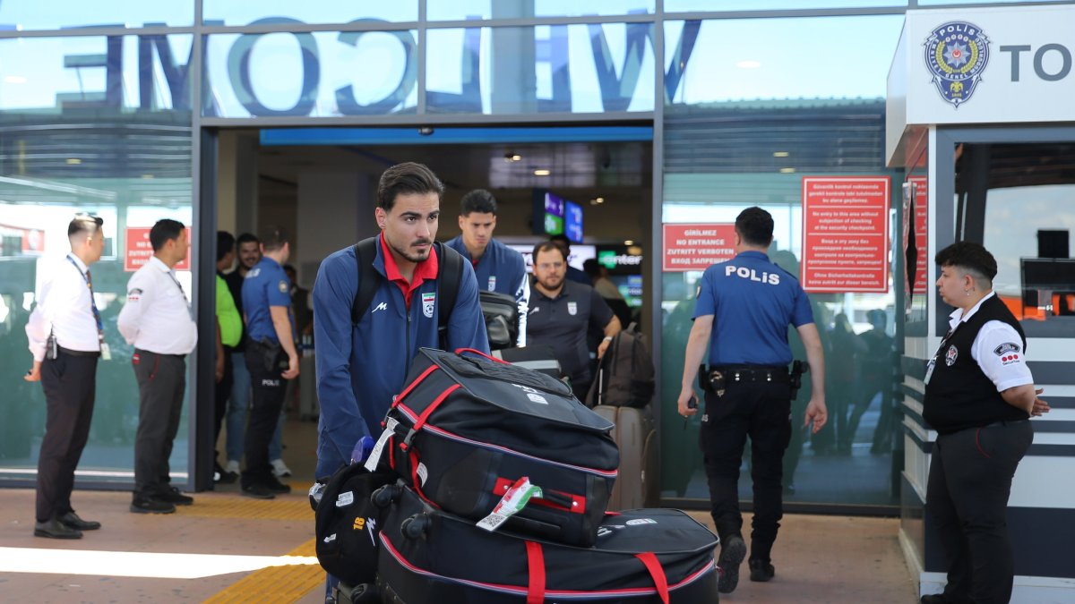 Members of the Iranian national football team exit a terminal following their arrival in Türkiye ahead of their trip to the U.S. for the FIFA World Cup 2026, at Antalya airport, Antalya, Türkiye, May 18, 2026. (AA Photo)