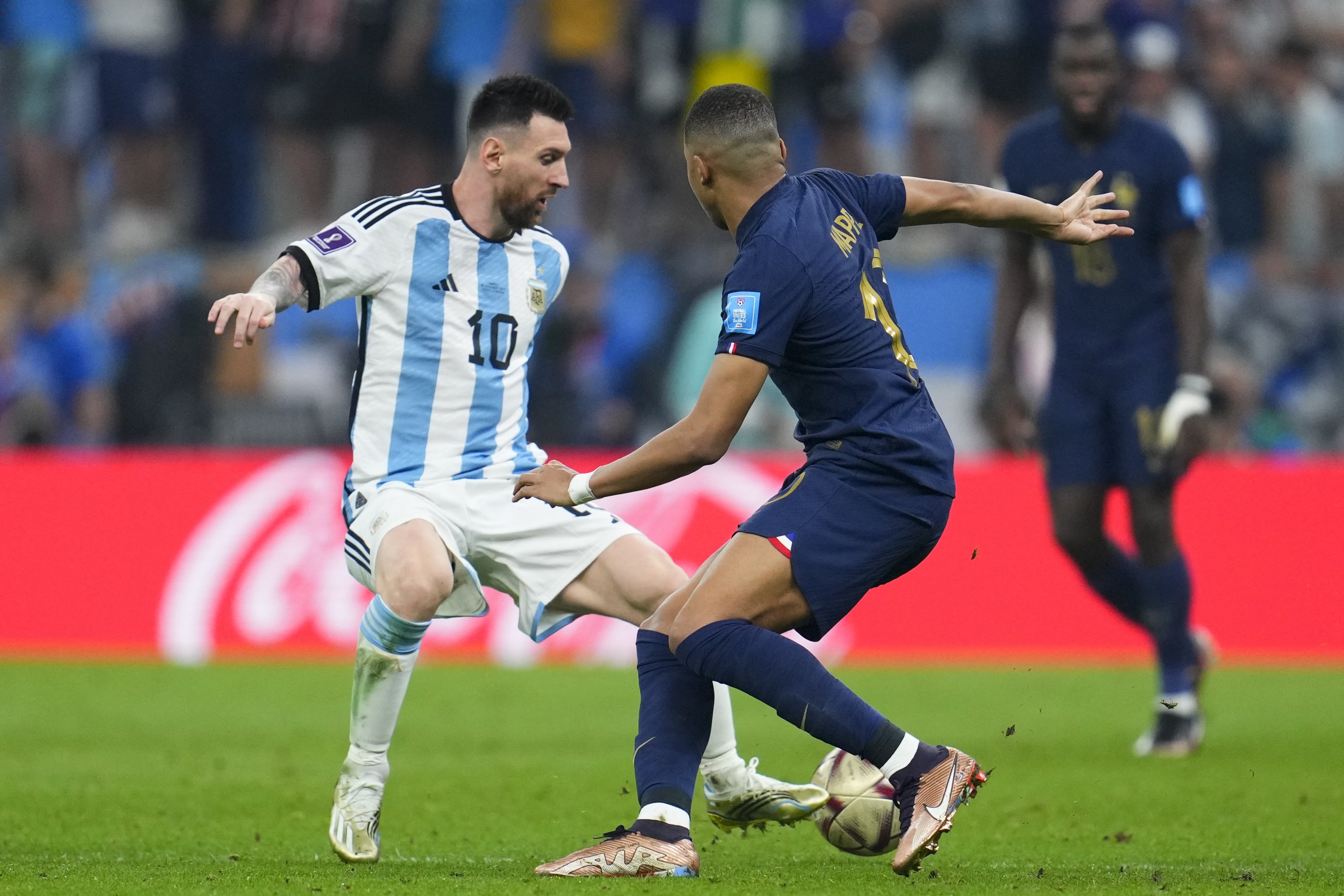 France, Spain, Argentina set early pace among World Cup favorites