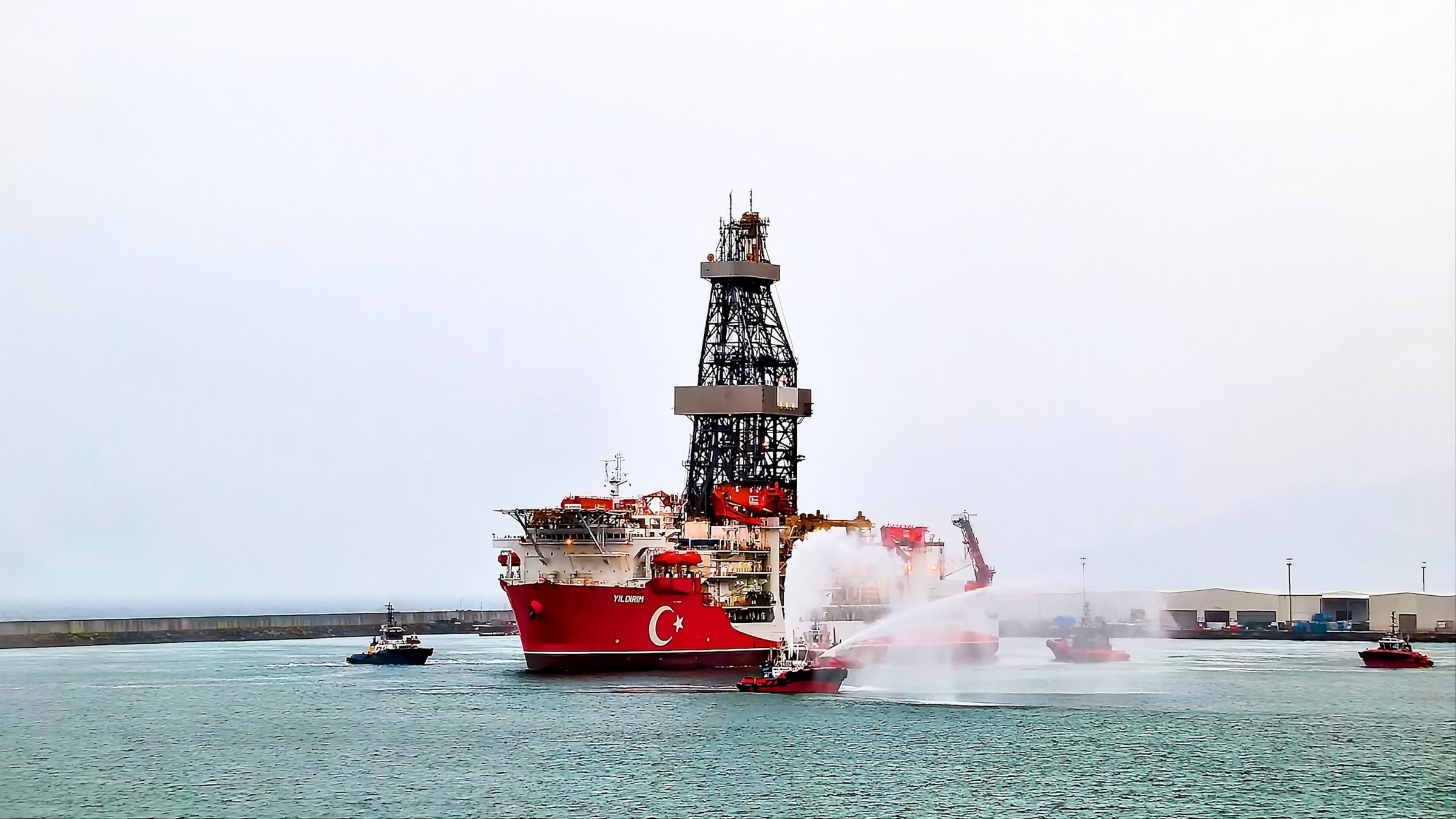 The Yıldırım drillship departs Filyos Port, Zonguldak province, northern Türkiye, May 15, 2026. (AA Photo)