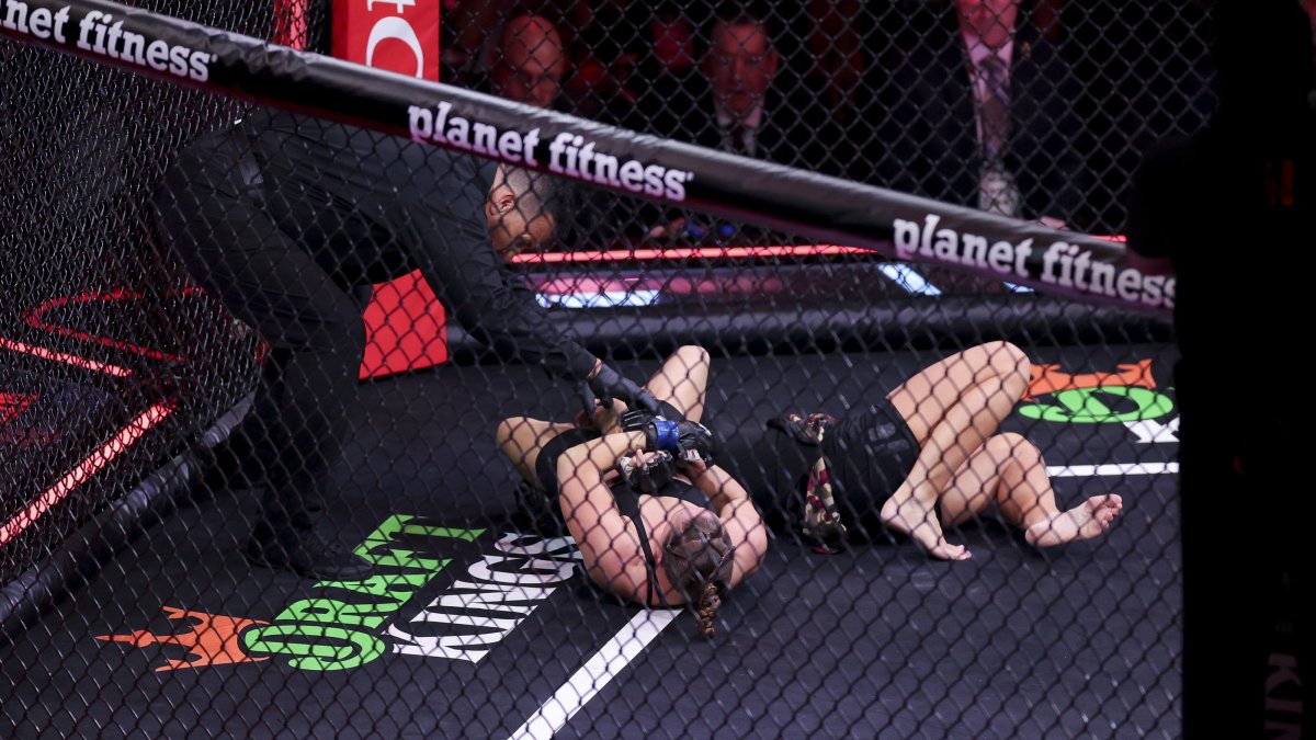 Ronda Rousey (C) pins Gina Carano to win their fight in their featherweight bout during the main card fights of Netflix's Ronda Rousey vs Gina Carano at Intuit Dome, Inglewood, U.S., May 16, 2026. (EPA Photo)
