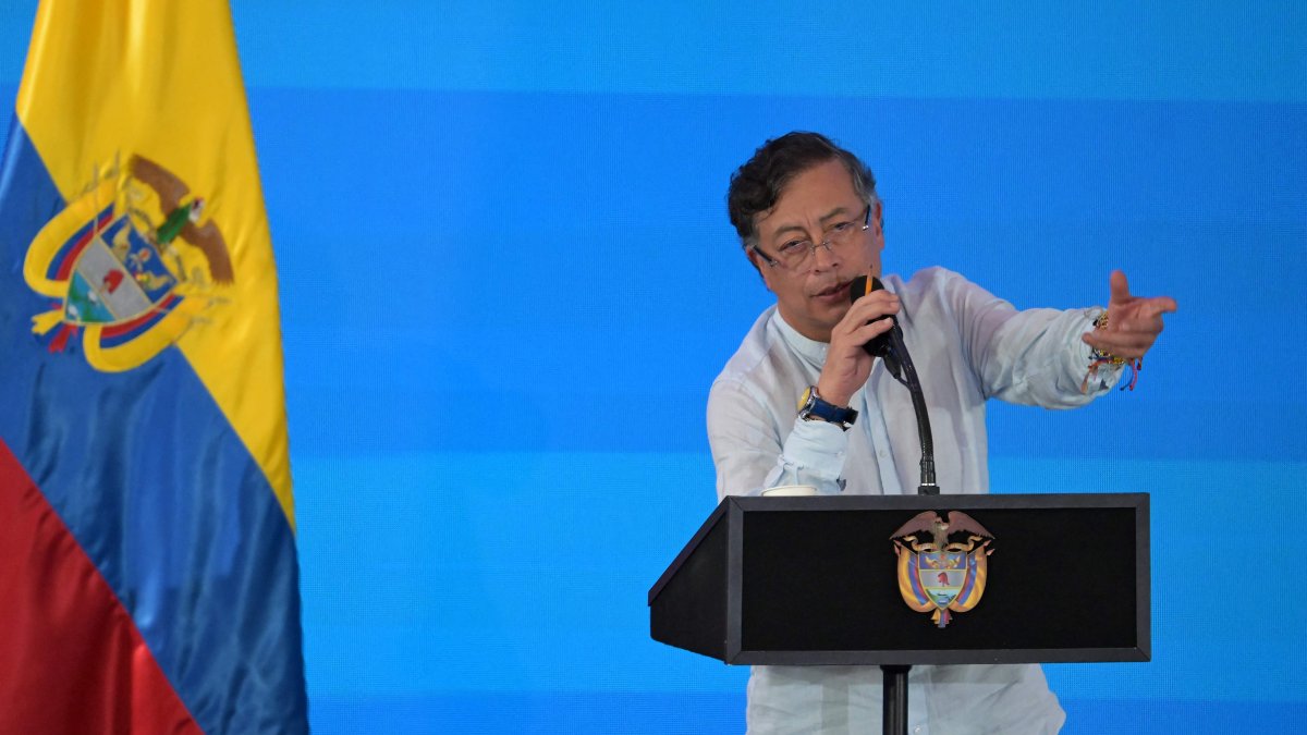 Colombia's President Gustavo Petro speaks during the International Conference on the Just Transition Away from Fossil Fuels in Santa Marta, Colombia, April 28, 2026. (AFP Photo)