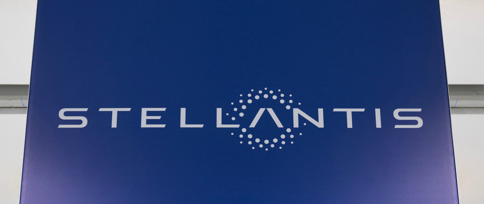 A photograph shows the logo of auto giant Stellantis at the Stellantis Mirafiori plant in Turin, Italy, April 10, 2024. (AFP Photo)