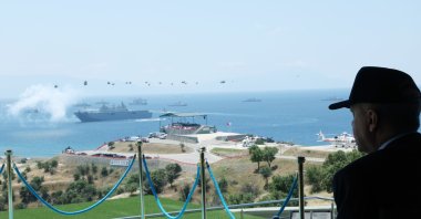 President Recep Tayyip Erdoğan watches the Efes 2026 exercise, Izmir, western Türkiye, May 21, 2026. (AA Photo)