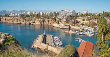 A view of the Old Town and tour boats in Kaleiçi, Antalya, southern Türkiye, Jan. 13, 2026. (Shutterstock Photo)