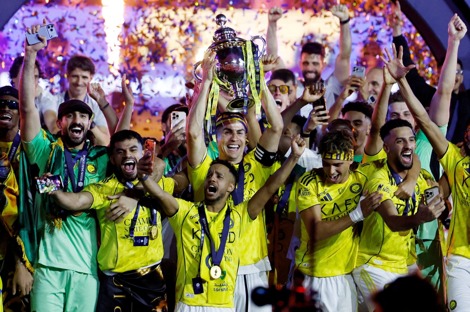 Ronaldo ends Saudi title drought with 2 goals in Al-Nassr's win | Daily  Sabah