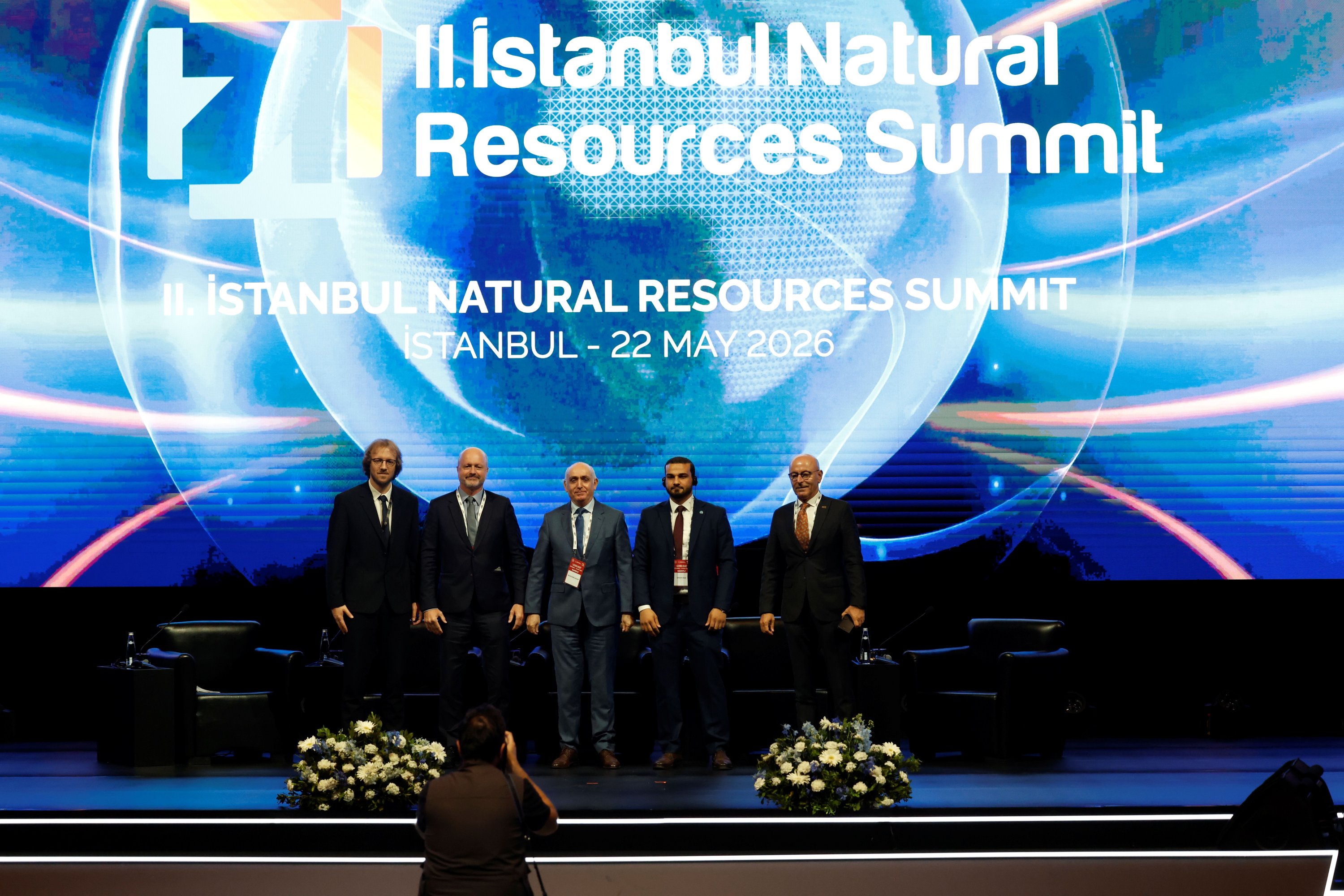 Istanbul energy summit charts future of energy investments