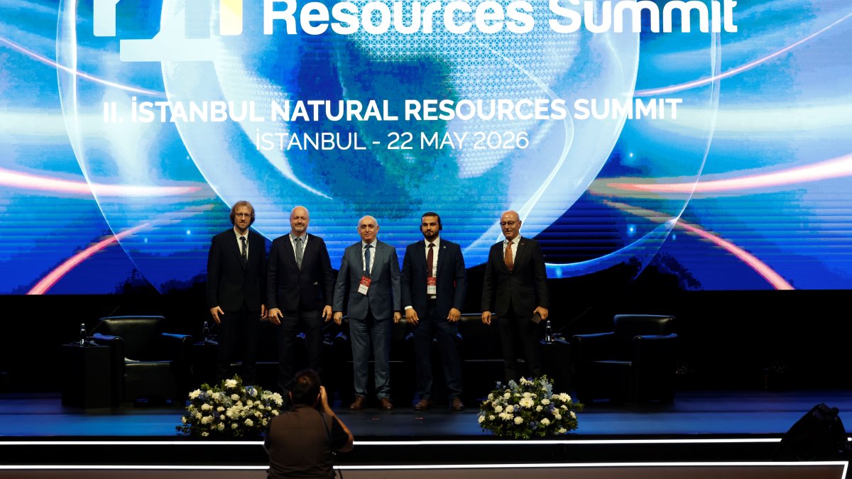 From left, Daily Sabah senior business editor Alen Lepan, Subsea 7 Conventional Executive Vice President Olivier Blaringhem, Noureddine Daoudi, CEO of Algeria's Sonatrach, Ghiath Diab, deputy minister of energy for oil affairs of Syria, and Tüprag CEO Mehmet Yılmaz pose for a photo during the Istanbul Natural Resources Summit, Istanbul, Türkiye, May 22, 2026. (Courtesy of Turkuvaz Media Group)