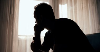 Researchers say worsening depression is linked to more severe gambling behavior and a stronger sense of losing control. (Shutterstock Photo) 