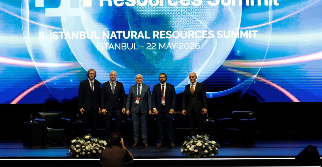 From left, Daily Sabah senior business editor Alen Lepan, Subsea 7 Conventional Executive Vice President Olivier Blaringhem, Noureddine Daoudi, CEO of Algeria's Sonatrach, Ghiath Diab, deputy minister of energy for oil affairs of Syria, and Tüprag CEO Mehmet Yılmaz pose for a photo during the Istanbul Natural Resources Summit, Istanbul, Türkiye, May 22, 2026. (Courtesy of Turkuvaz Media Group)
