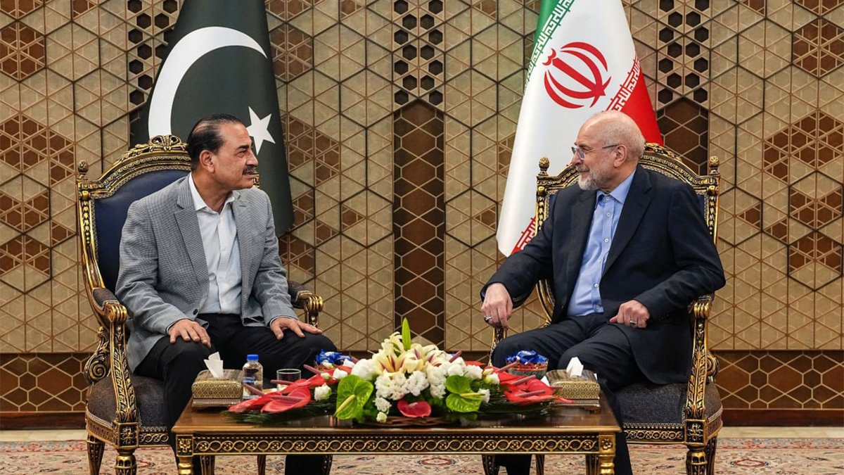 Iran’s Parliament Speaker Mohammad Bagher Ghalibaf (R) meets with Pakistan’s Army Chief Syed Asim Munir in Tehran, Iran, May 23, 2026. (AFP Photo)
