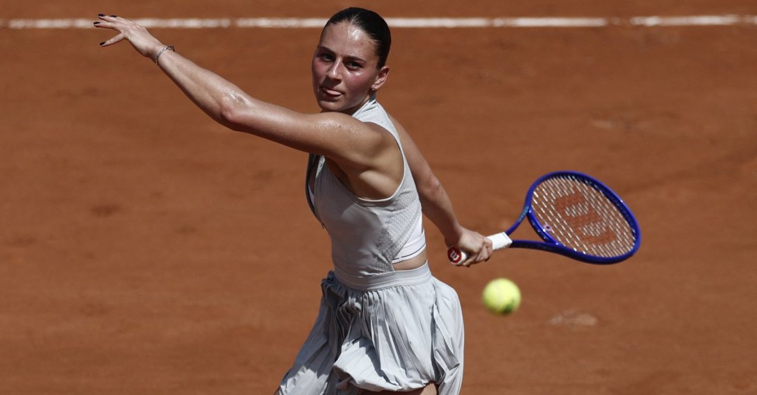 Ukraine's Marta Kostyuk in action during her French Open first round match against Spain's Oksana Selekhmeteva, Paris, France, May 24, 2026. (Reuters Photo)