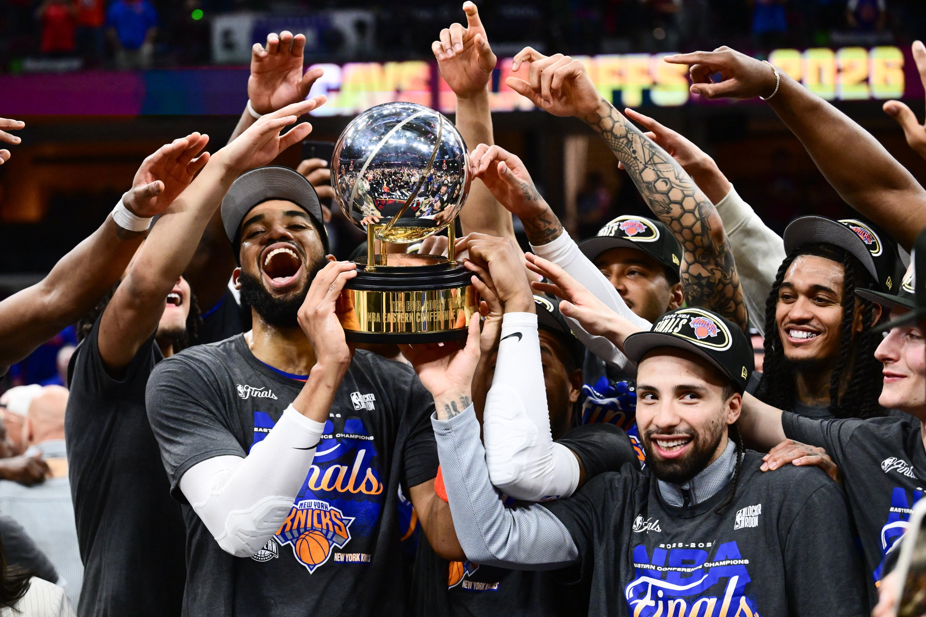 Knicks flatten Cavs to reach 1st NBA Finals since 1999 in Game 4 rout