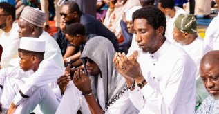 Muslims perform Eid al-Adha prayers in the courtyard of the Central Mosque in Africa’s most populous country, Lagos, Nigeria, May 27, 2026. (AFP Photo)