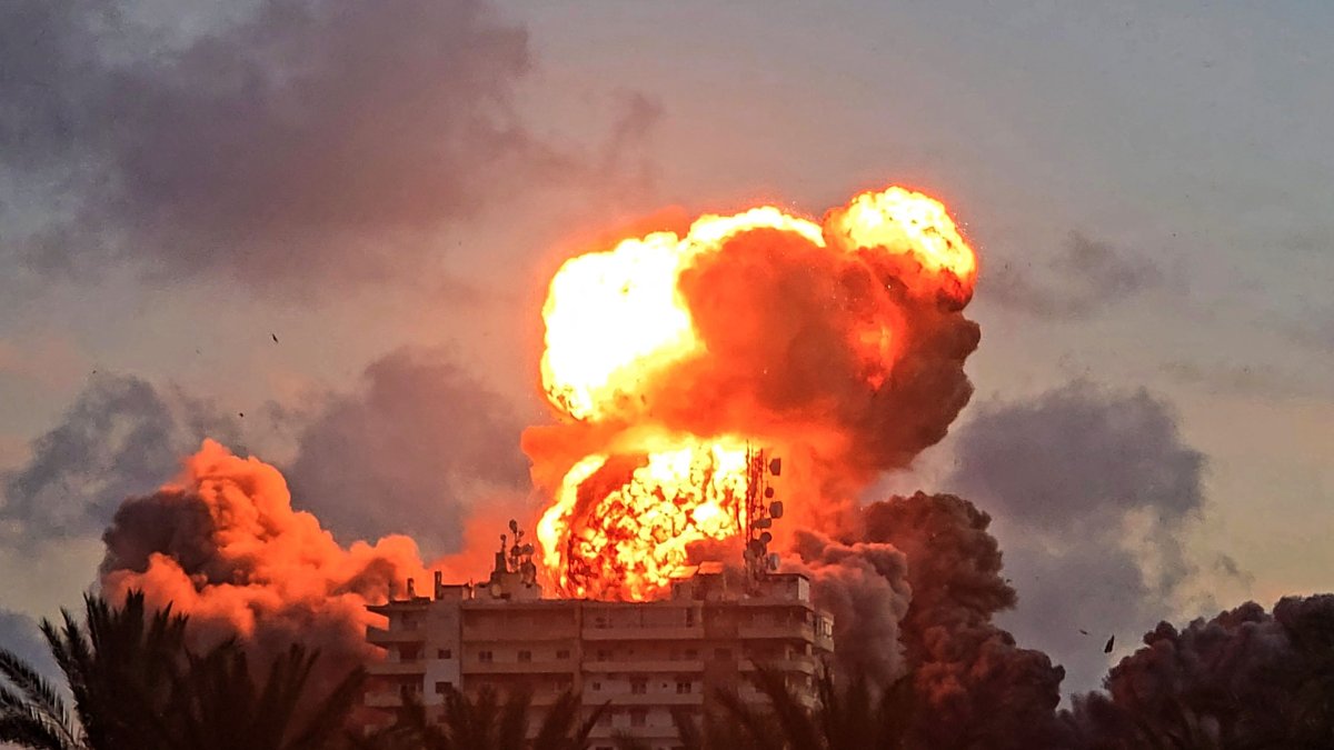Lebanon truce fails to hold as Israeli strikes expand across south