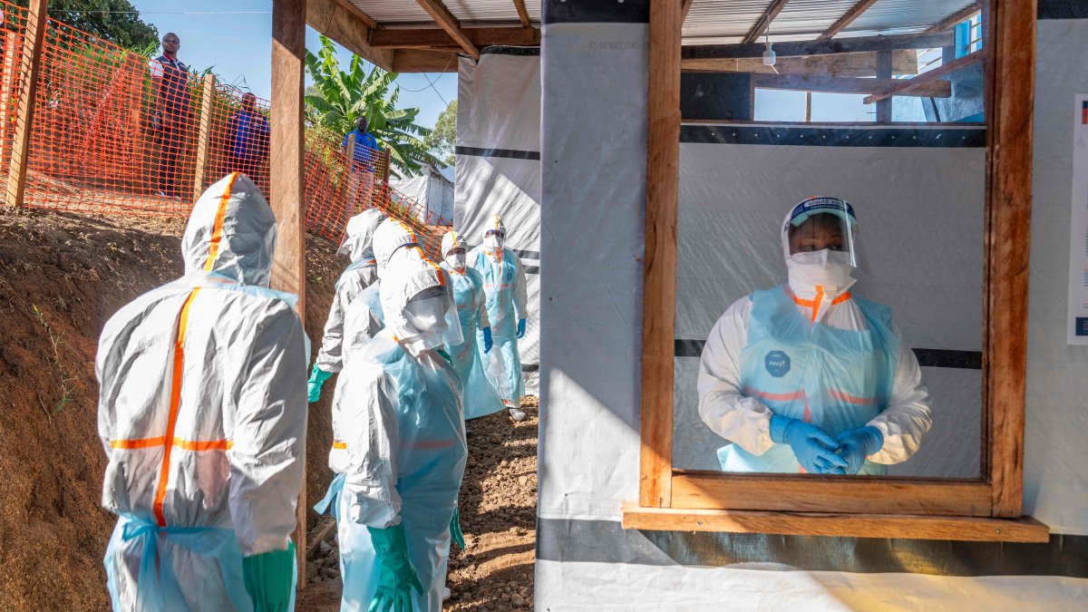 Health workers stand in a new Ebola treatment center in Bunia, in northeastern DR Congo, May 31, 2026. (AFP Photo)