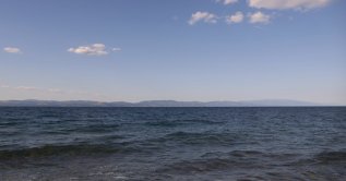 The Aegean Sea, with Türkiye on the background, as seen from the village of Skala Sikamias, on the island of Lesbos, Greece, May 14, 2025. (AP Photo)