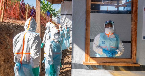Health workers stand in a new Ebola treatment center in Bunia, in northeastern DR Congo, May 31, 2026. (AFP Photo)