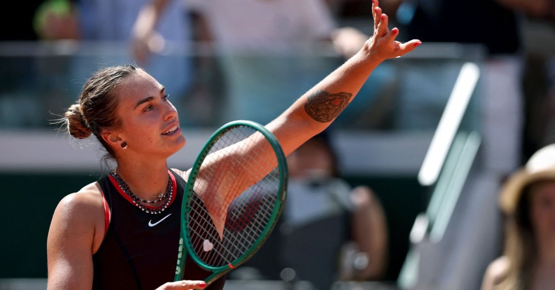 Aryna Sabalenka celebrates her victory at the end of her women's singles match against Australia's Daria Kasatkina during the French Open, Paris, France, May 30, 2026. (AFP Photo)