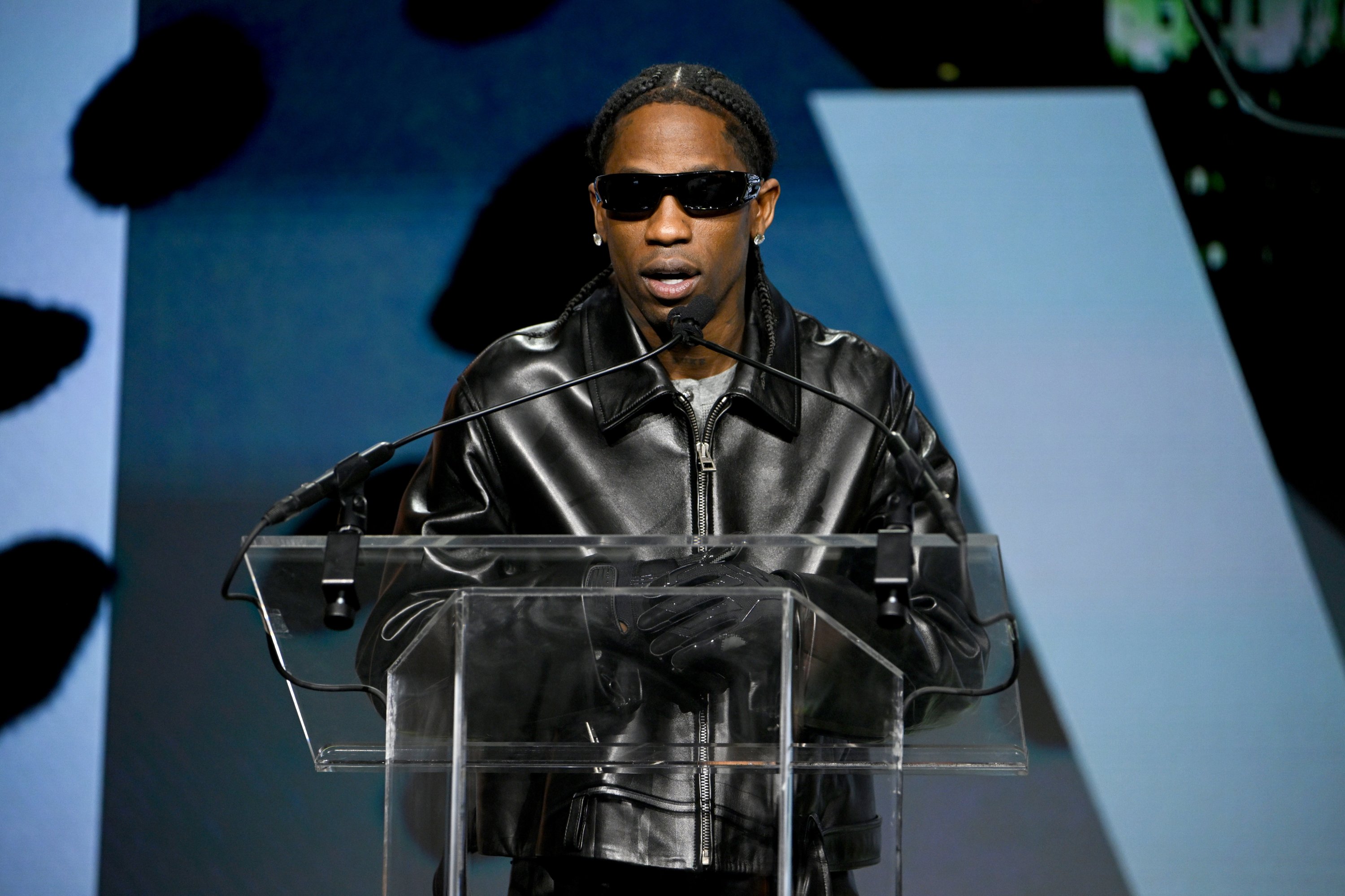 Travis Scott’s Türkiye debut draws backlash over 18-minute set