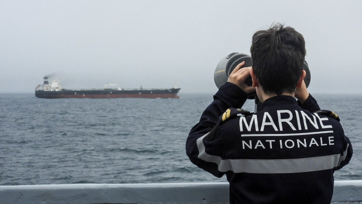 A French Marine Nationale (French Navy) observes the Tagor, a sanctioned Russian oil tanker, some 400 nautical miles west of France's Brittany coast, June 1, 2026. (AFP Photo)