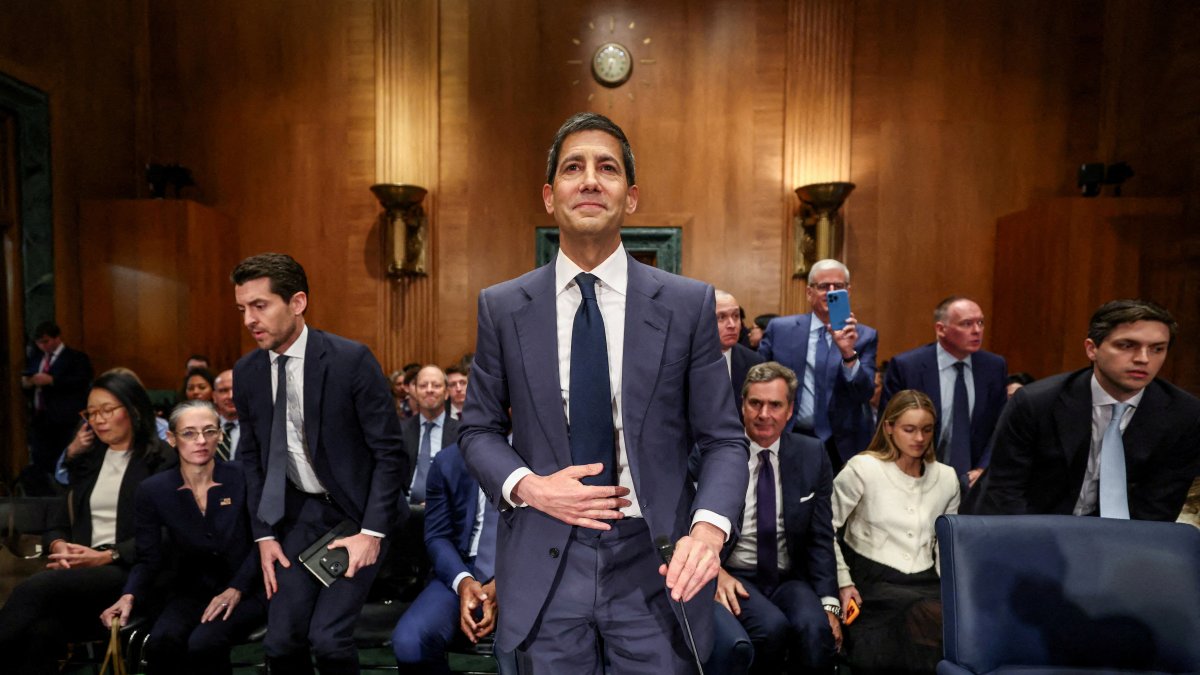 Kevin Warsh, the next chair of the Federal Reserve, at the end of a Senate Banking Committee confirmation hearing, Washington, U.S., April 21, 2026. (Reuters File Photo)