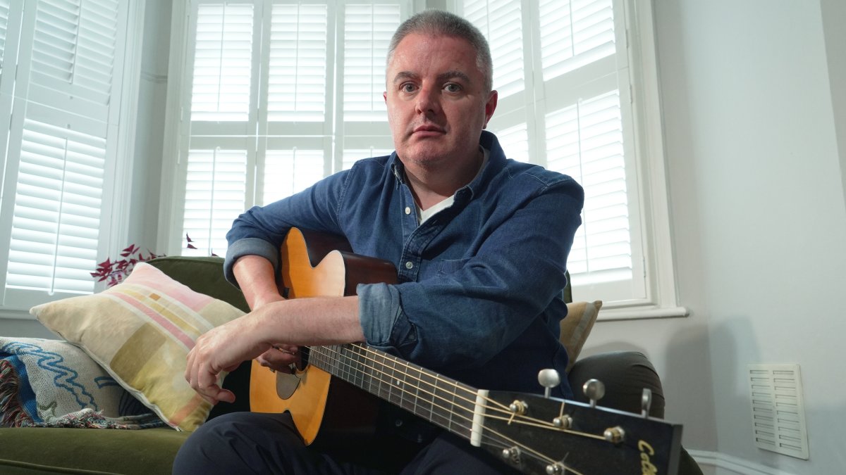 Musician Samuel Smith poses for a photo at his home, London, U.K., May 12, 2026. (AP Photo)
