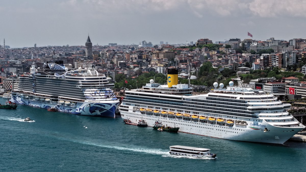 A general view of cruisers docked at Galataport, Istanbul, Türkiye, May 19, 2026. (IHA Photo)