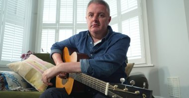 Musician Samuel Smith poses for a photo at his home, London, U.K., May 12, 2026. (AP Photo)