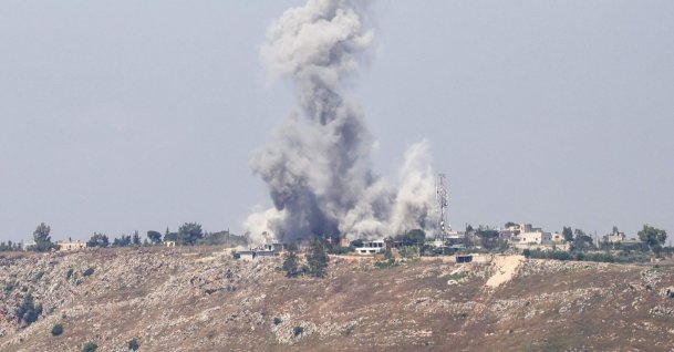 A photograph taken from the southern area of Marjayoun shows smoke rising from the site of an Israeli airstrike in the Lebanese village of Arnoun, June 1, 2026. (AFP Photo)