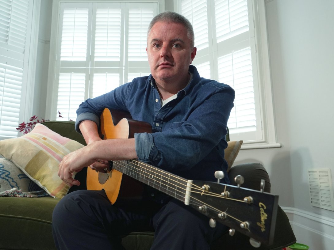 Musician Samuel Smith poses for a photo at his home, London, U.K., May 12, 2026. (AP Photo)