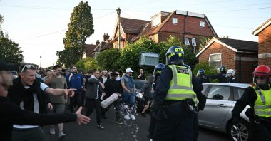 Police officers are attacked by demonstrators near Portswood Police Station, following a protest march in Southampton, southern England, June 2, 2026. (AFP Photo)