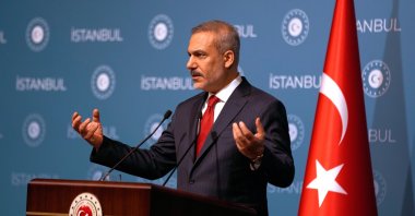 Foreign Minister Hakan Fidan talks to journalists during a news conference following a meeting, Istanbul, Türkiye, Nov. 3, 2015. (AP Photo)