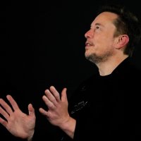 Tesla and SpaceX's CEO Elon Musk reacts during an in-conversation event with then-British Prime Minister Rishi Sunak, London, Britain, Nov. 2, 2023. (Reuters Photo)