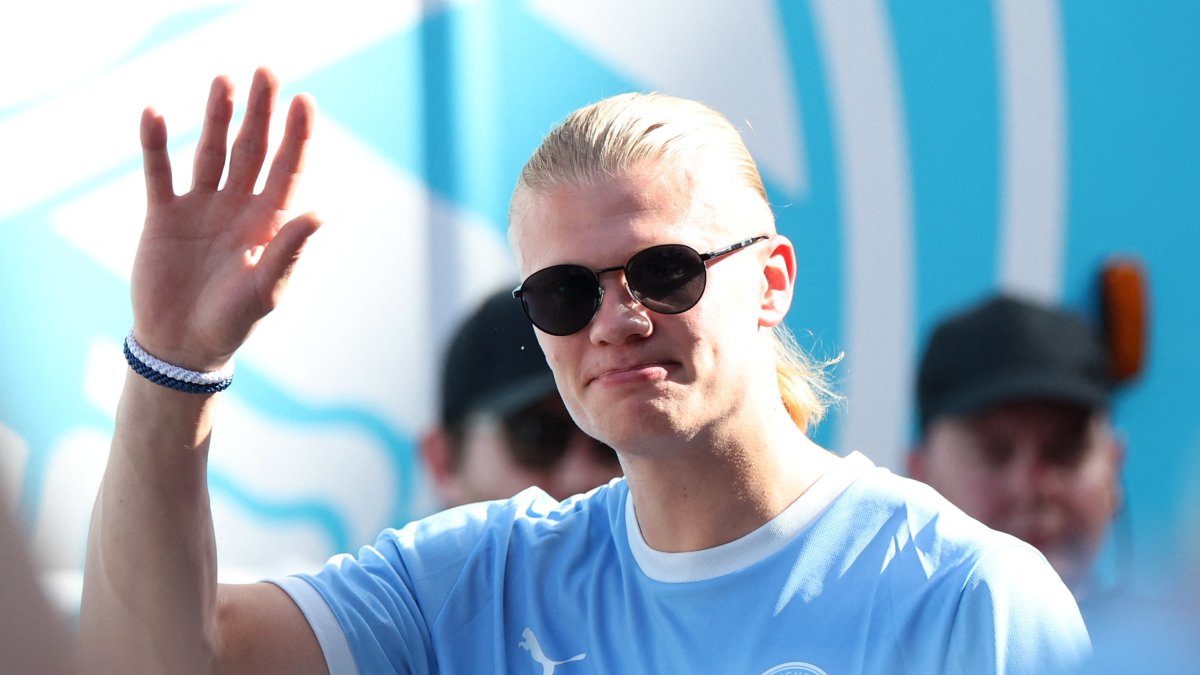 Manchester City's Erling Haaland during the FA Cup and Carabao Cup victory parade, Manchester, U.K., May 25, 2026. (Reuters Photo)