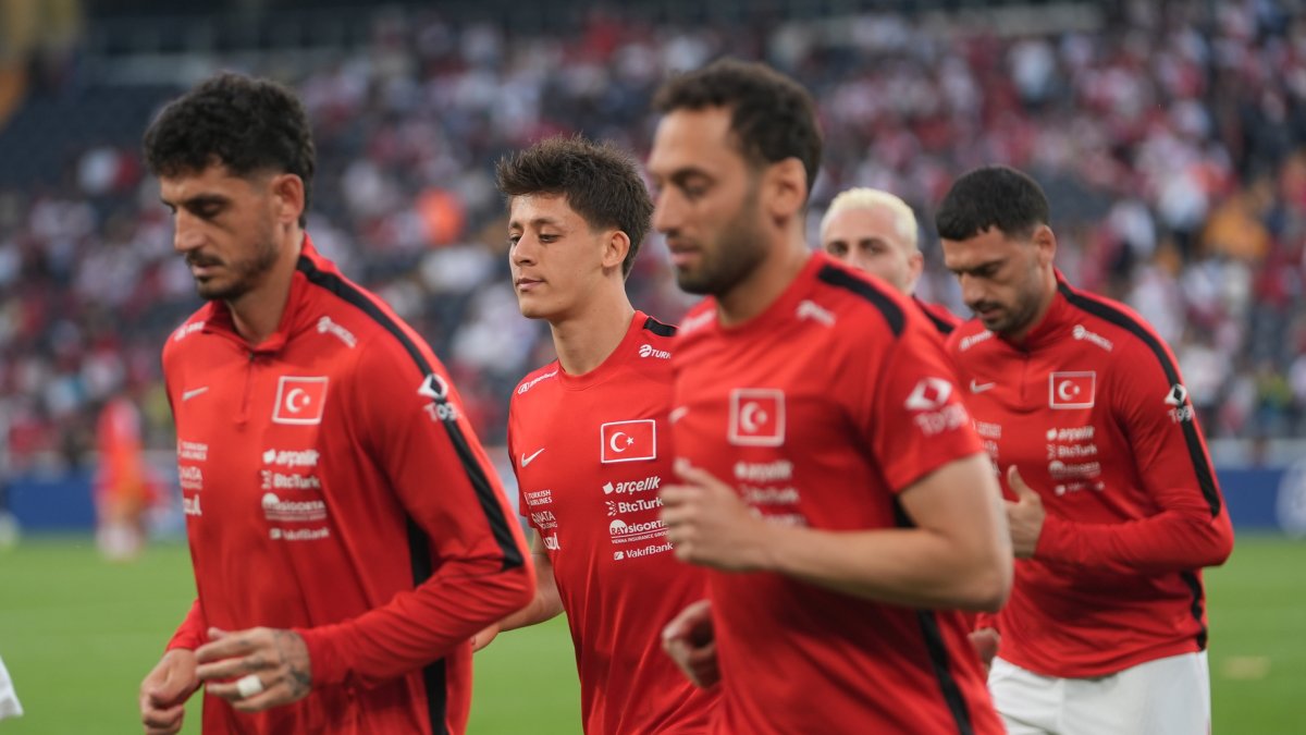 Türkiye national team players warm up before the 2026 FIFA World Cup preparatory match against North Macedonia at Chobani Stadium, Istanbul, Türkiye, June 1, 2026. (AA Photo)