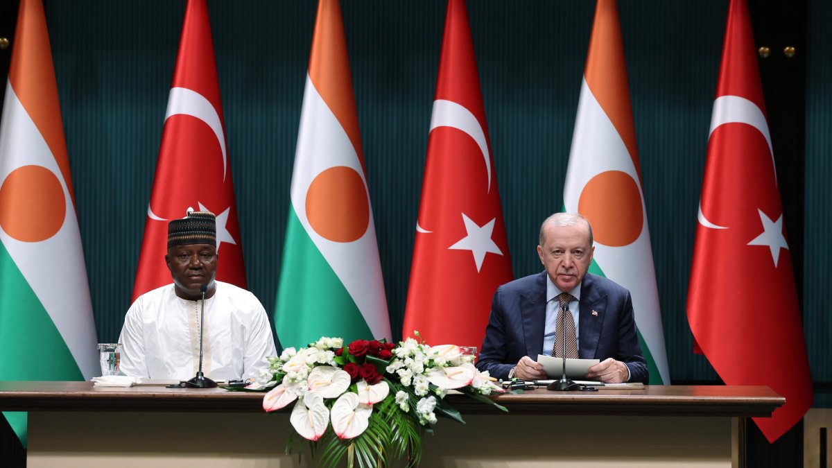 President Recep Tayyip Erdoğan and Nigerien President Abdourahamane Tchiani hold a joint news conference in Ankara, June 4, 2026. (AA Photo)